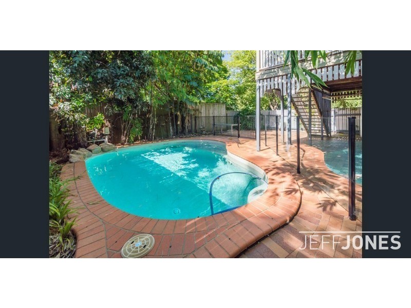 94 Linton Street, Kangaroo Point QLD 4169