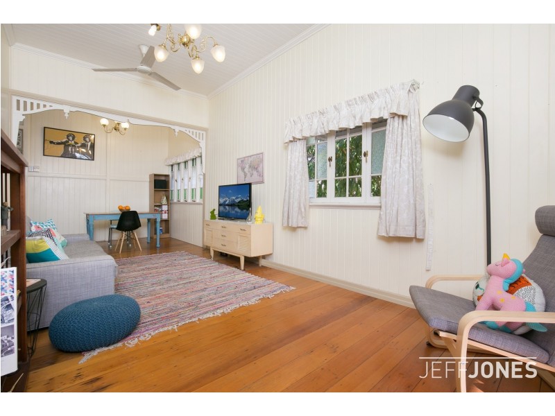 94 Linton Street, Kangaroo Point QLD 4169