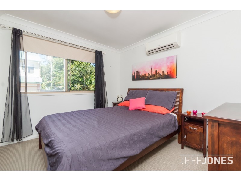 2/22 Hunter Street, Greenslopes QLD 4120