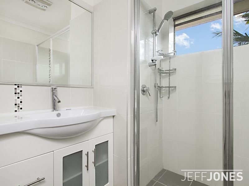 5/27 Joffre Street, Coorparoo QLD 4151