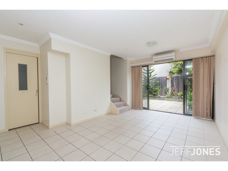 9/127 Ekibin Road, Annerley QLD 4103