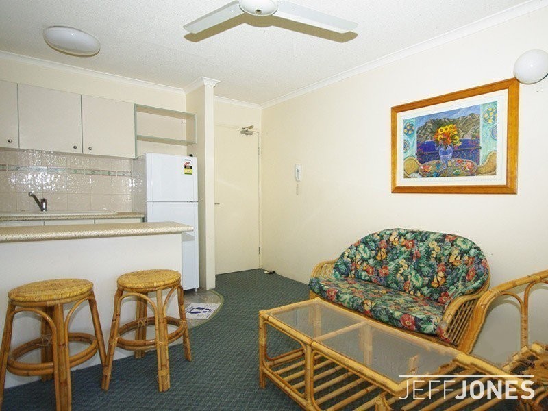 A1/52 Baron Street, Greenslopes QLD 4120