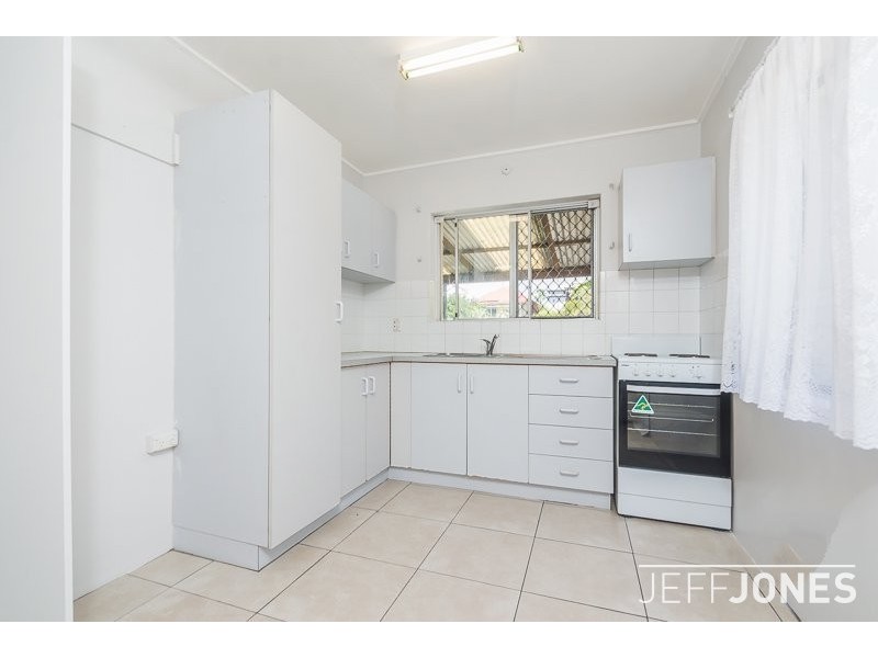 2/35 Oxford Street, Woolloongabba QLD 4102