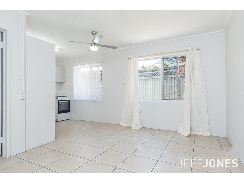 2/35 Oxford Street, Woolloongabba QLD 4102