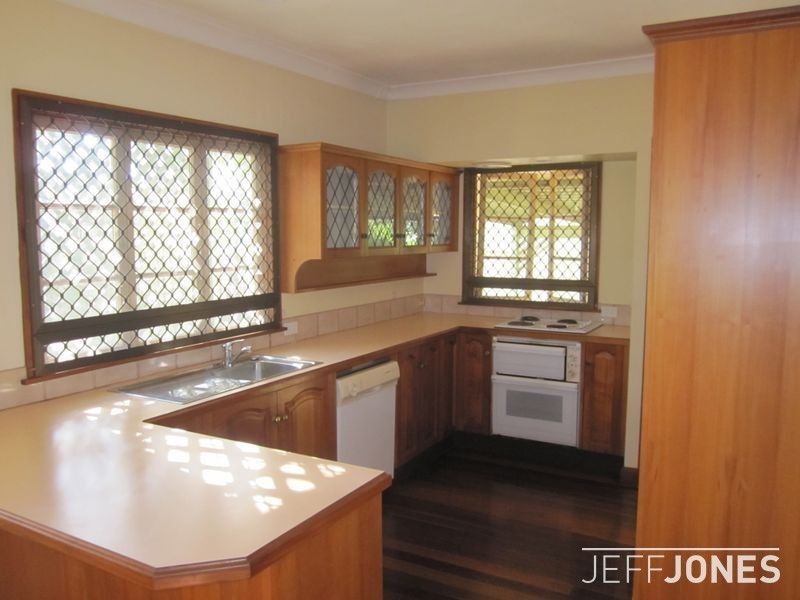 16 Joshua Street, Cannon Hill QLD 4170