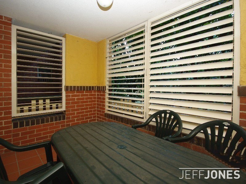 A5/52 Baron Street, Greenslopes QLD 4120