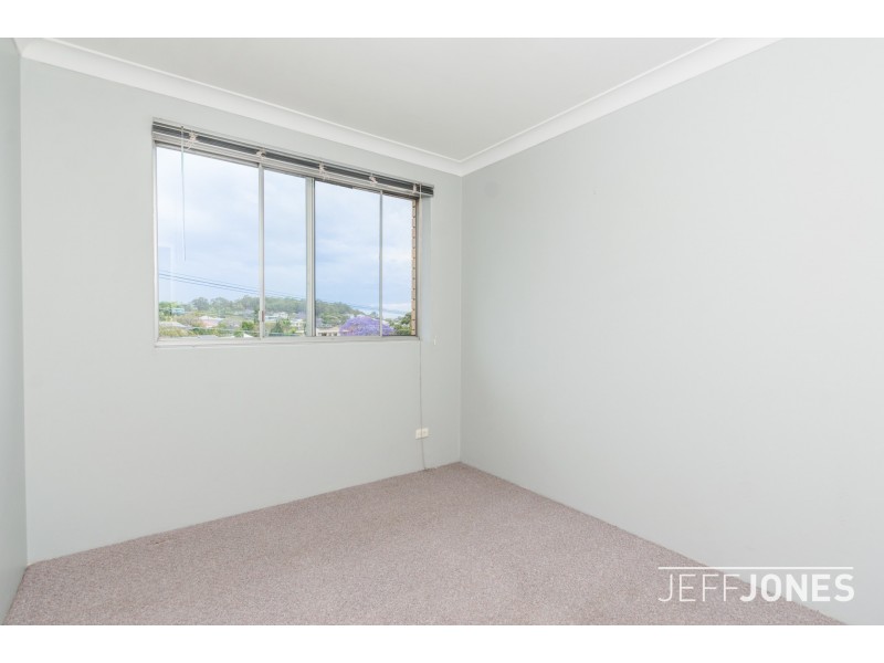 2/8 Drummond Street, Greenslopes QLD 4120