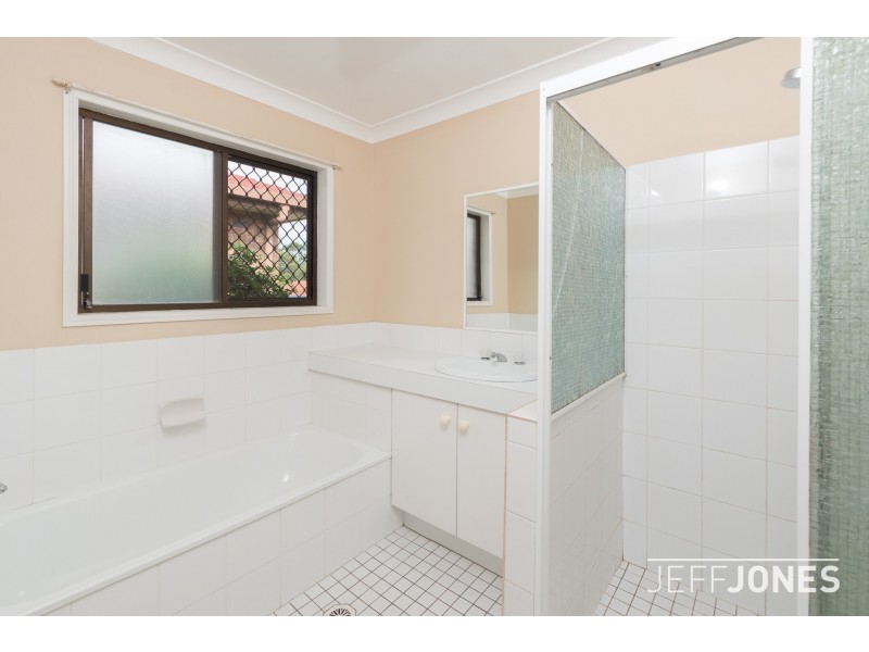 93 Effingham Street, Tarragindi QLD 4121