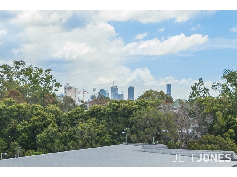 10/28 Old Cleveland Road, Greenslopes QLD 4120