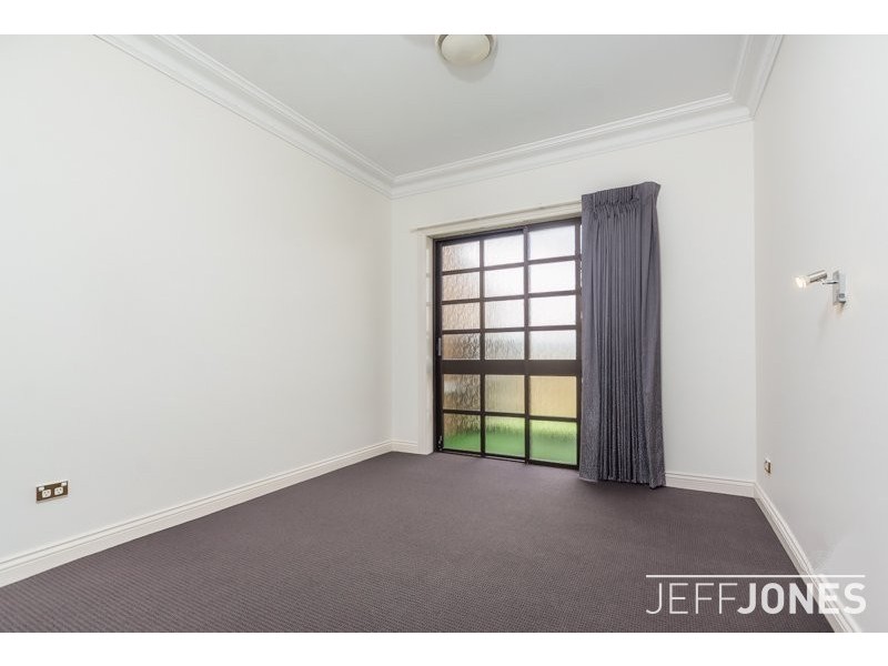 10/28 Old Cleveland Road, Greenslopes QLD 4120