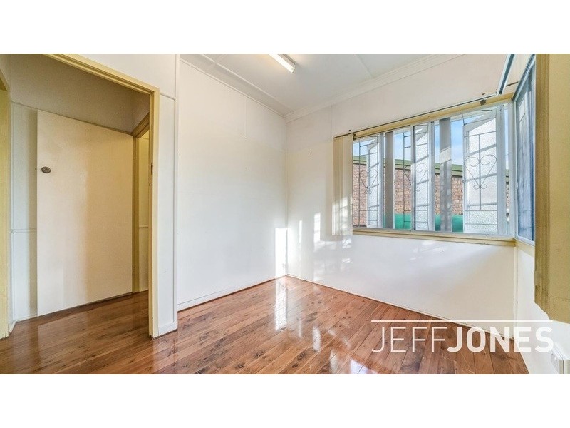 76 Gladstone Street, Coorparoo QLD 4151