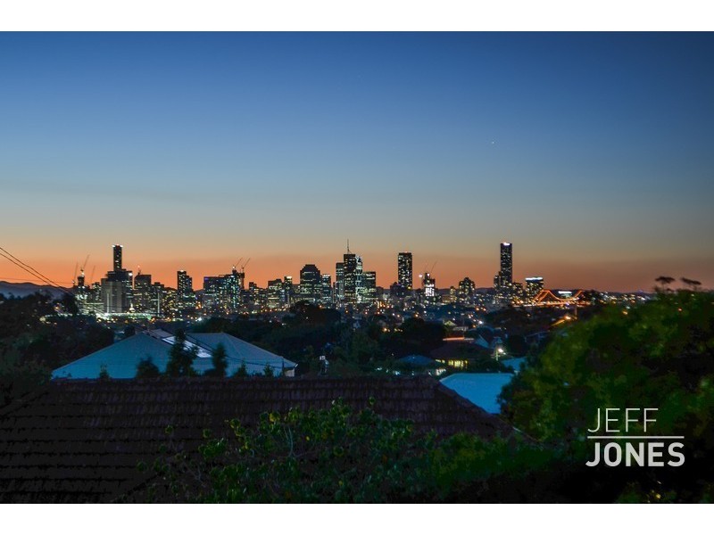 16 Sirius Street, Coorparoo QLD 4151