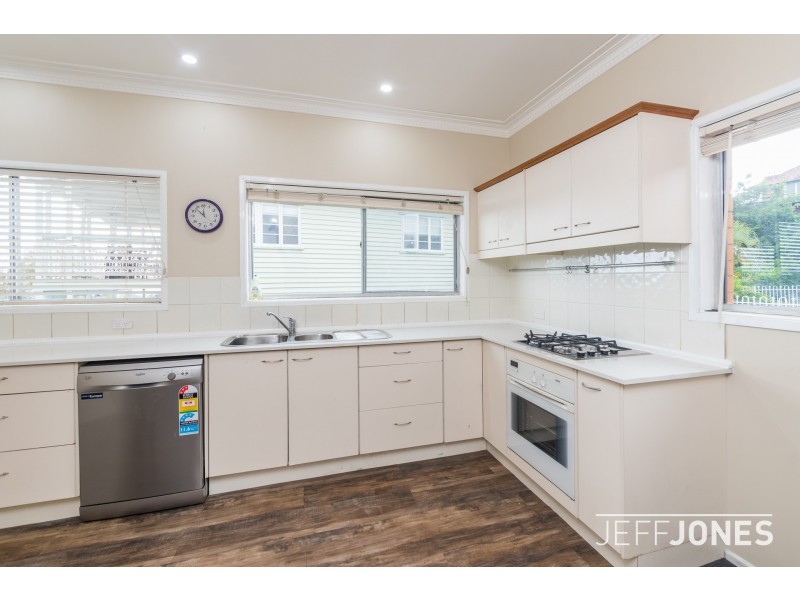 16 Sirius Street, Coorparoo QLD 4151