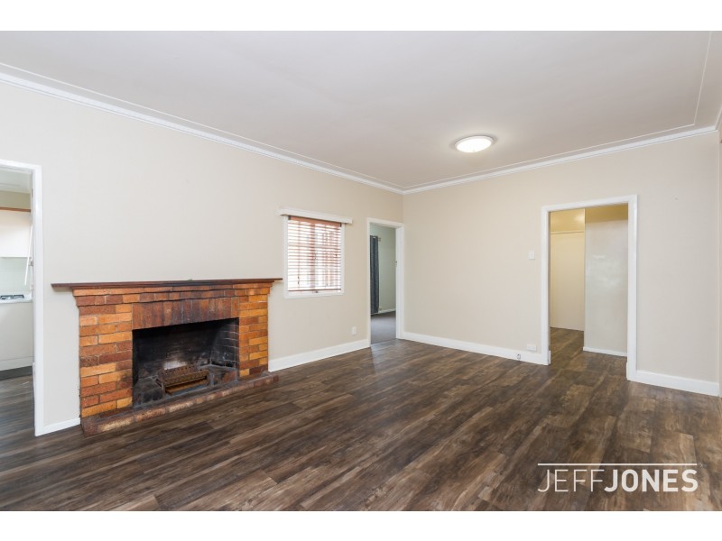 16 Sirius Street, Coorparoo QLD 4151