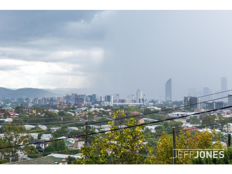 16 Sirius Street, Coorparoo QLD 4151