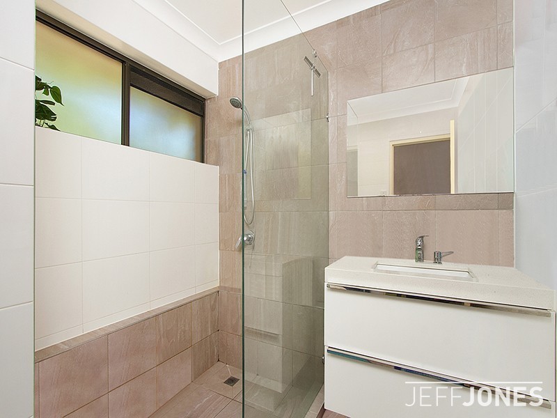 5/11 Galway Street, Greenslopes QLD 4120