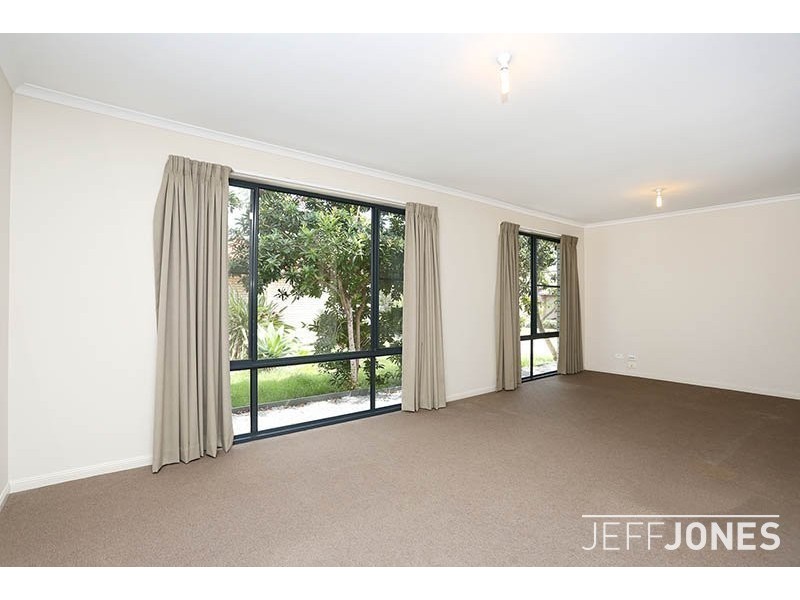 14 Holland Place, Carindale QLD 4152