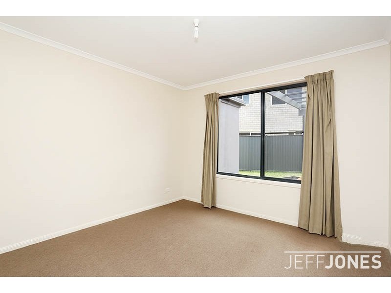 14 Holland Place, Carindale QLD 4152