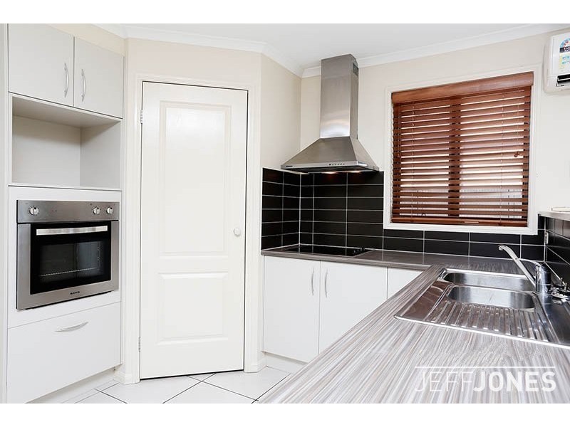 14 Holland Place, Carindale QLD 4152