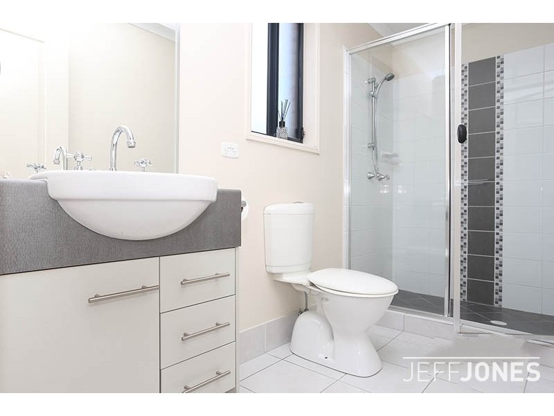 14 Holland Place, Carindale QLD 4152