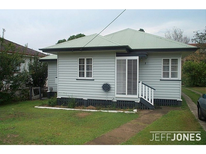 112 Chaucer Street, Moorooka QLD 4105