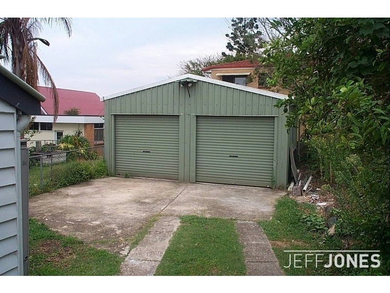 112 Chaucer Street, Moorooka QLD 4105