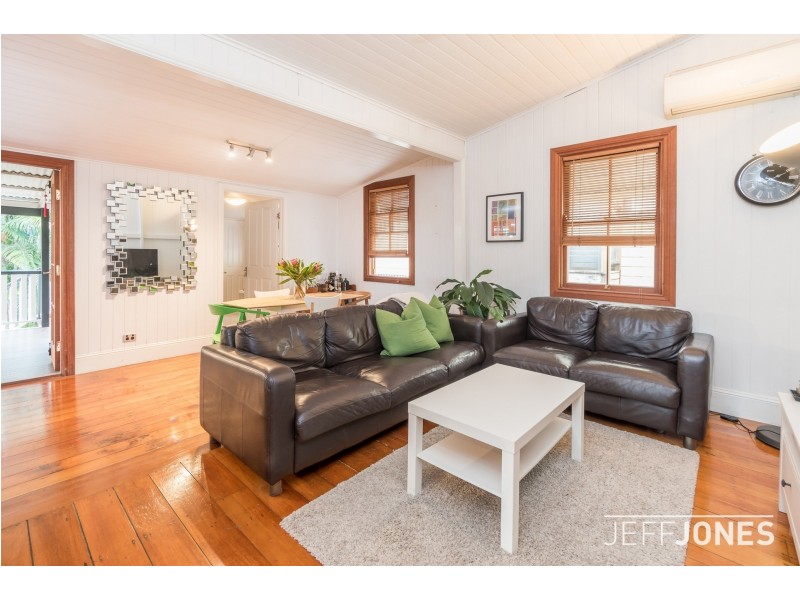 2 Sword Street, Woolloongabba QLD 4102