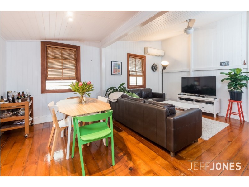 2 Sword Street, Woolloongabba QLD 4102
