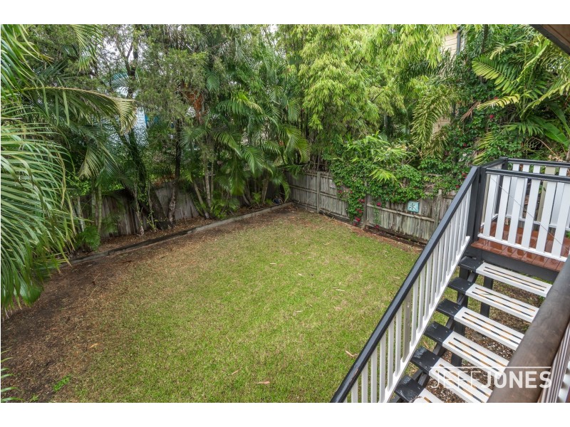 2 Sword Street, Woolloongabba QLD 4102