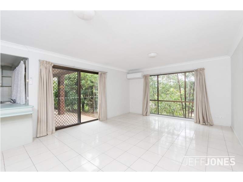 22 Styphelia Street, Mount Gravatt East QLD 4122