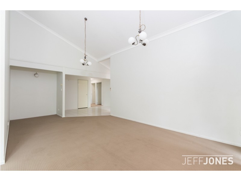 22 Styphelia Street, Mount Gravatt East QLD 4122