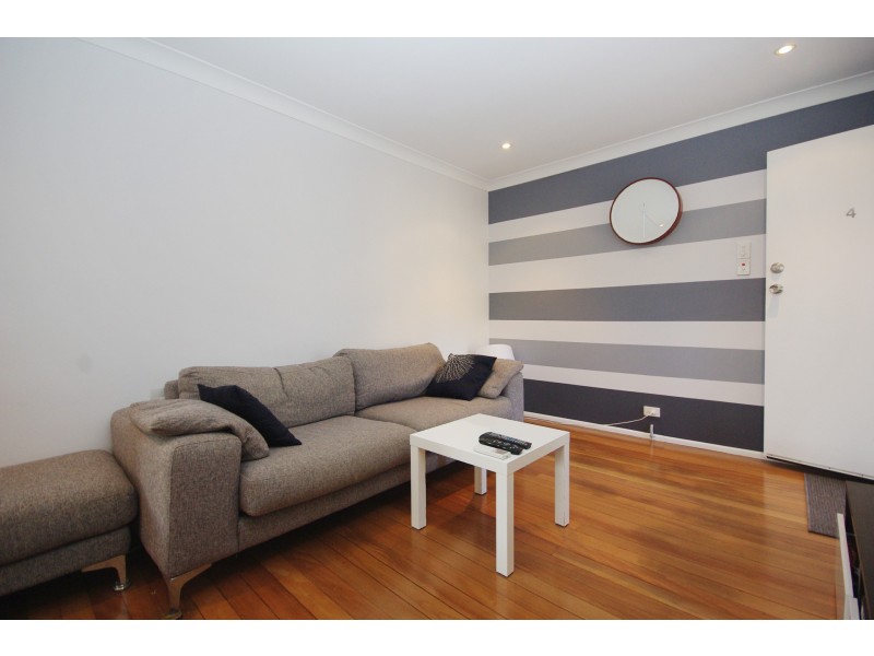 4/143 Old Cleveland Road, Coorparoo QLD 4151