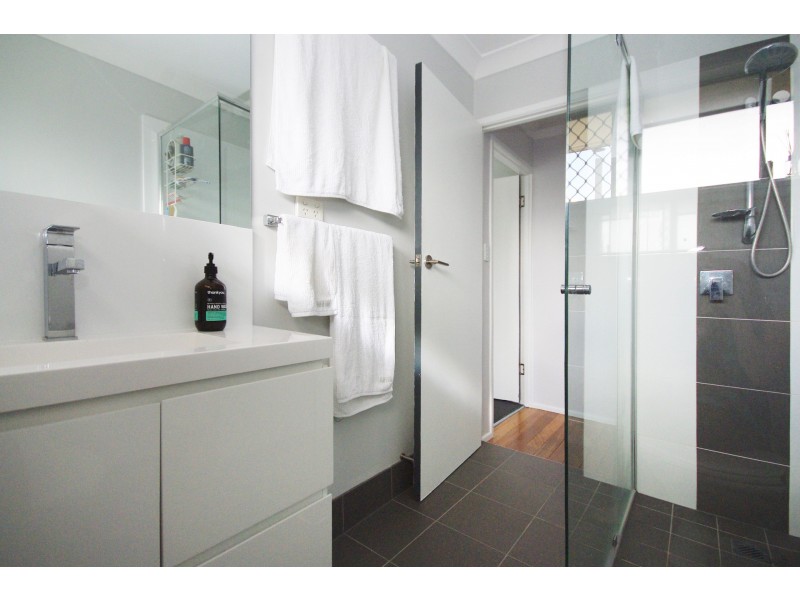 4/143 Old Cleveland Road, Coorparoo QLD 4151