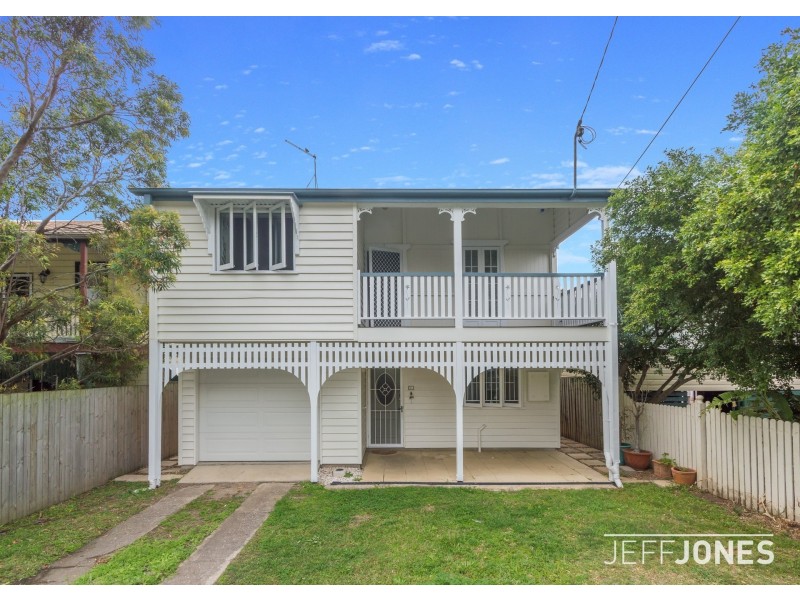 21 Landsdowne Street, Coorparoo QLD 4151
