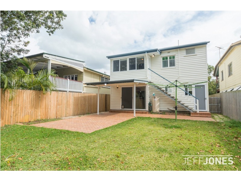 21 Landsdowne Street, Coorparoo QLD 4151