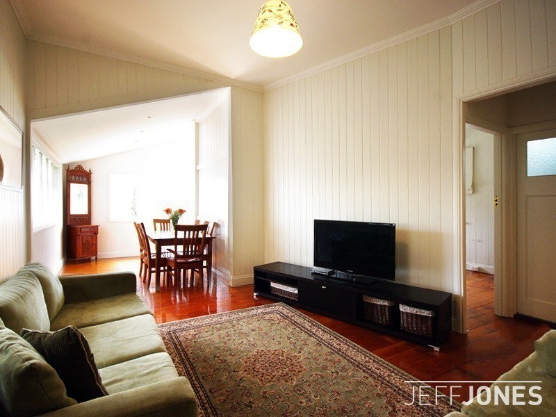 23 Jubilee Street, Greenslopes QLD 4120