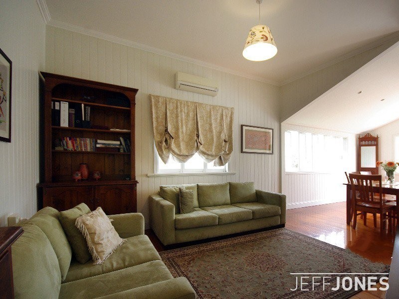 23 Jubilee Street, Greenslopes QLD 4120