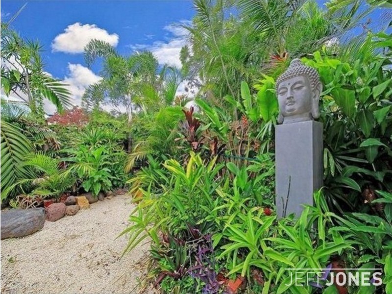 4 Sword Street, Woolloongabba QLD 4102