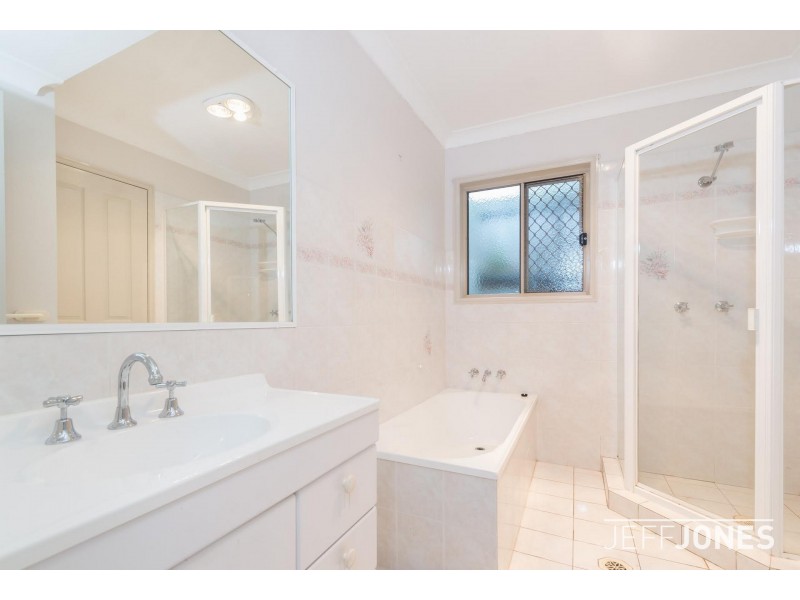 4/44 Helles Road, Moorooka QLD 4105