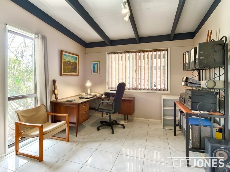 287 Winstanley Street, Carindale QLD 4152