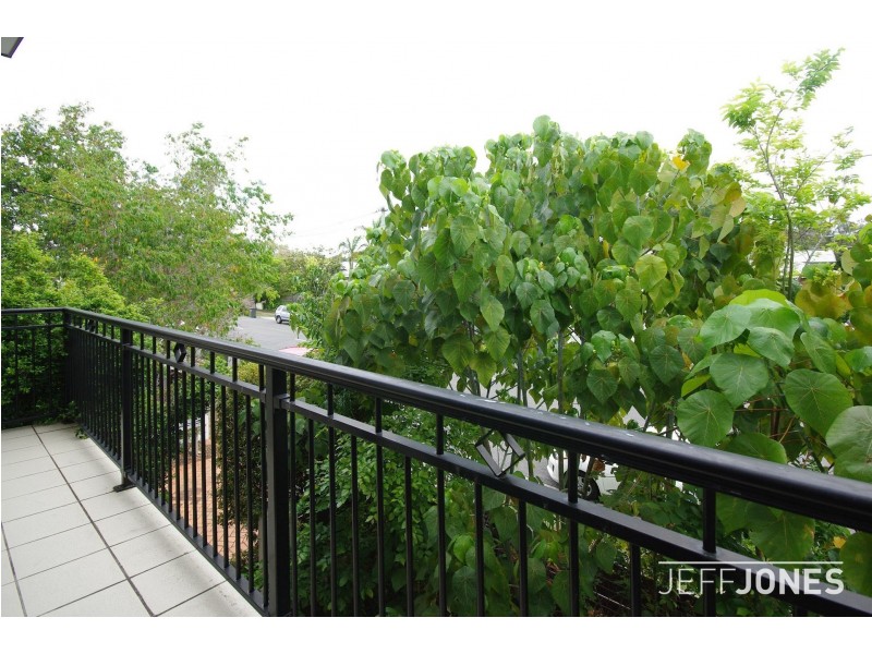 1/32 Earl Street, Greenslopes QLD 4120