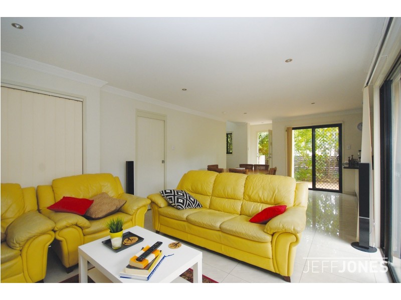 1/32 Earl Street, Greenslopes QLD 4120