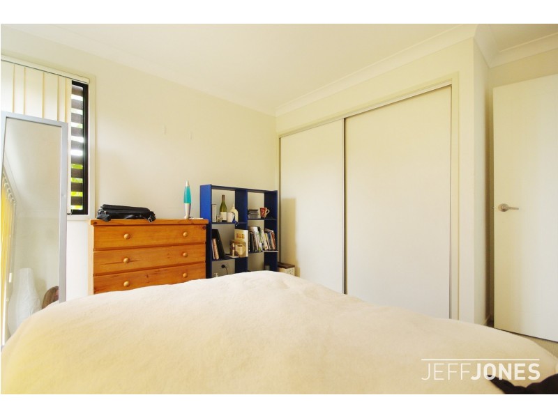 1/32 Earl Street, Greenslopes QLD 4120
