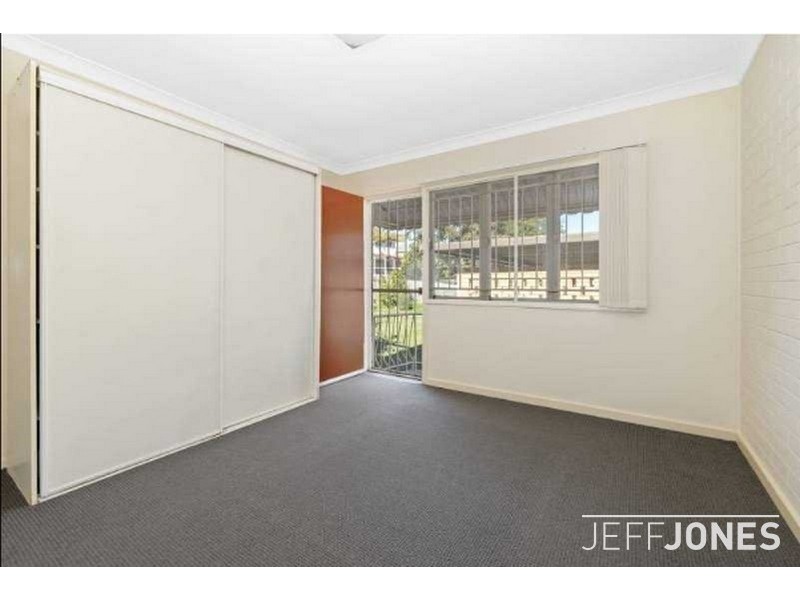 4/8 Boongall Road, Camp Hill QLD 4152