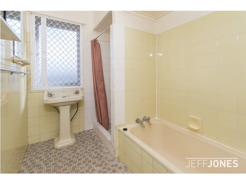 55 Camelot Street, Tennyson QLD 4105