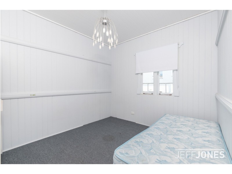 16 Ellis Street, Greenslopes QLD 4120
