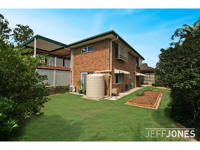 12 Hatherton Crescent, Carindale QLD 4152