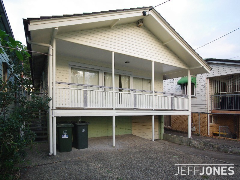 44 Carl Street, Woolloongabba QLD 4102