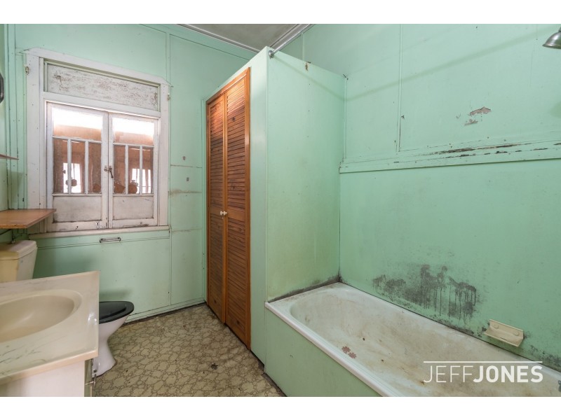 14 Sword Street, Woolloongabba QLD 4102