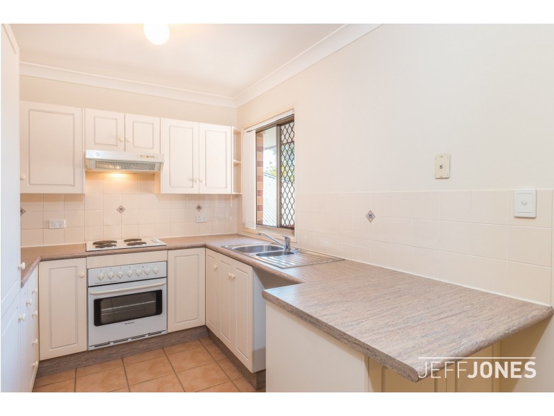 4/11 Ellis Street, Greenslopes QLD 4120